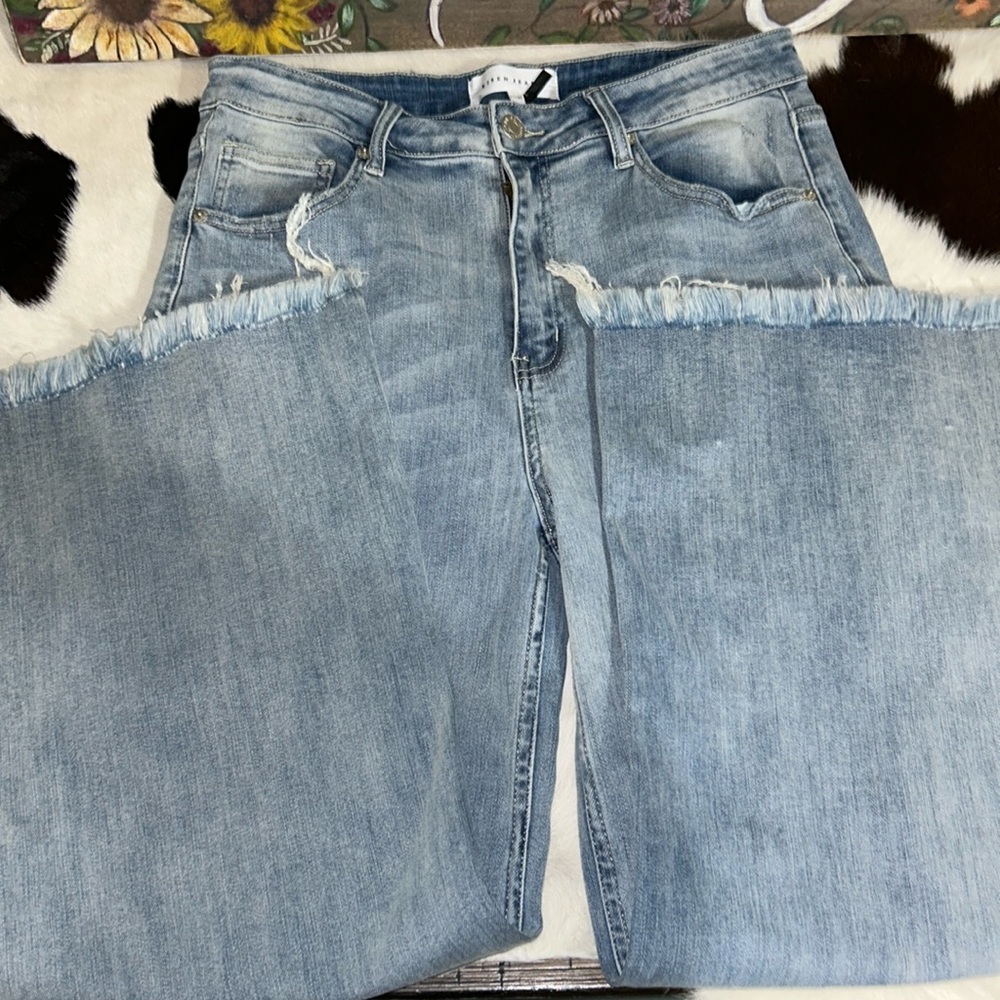 Wide leg jeans